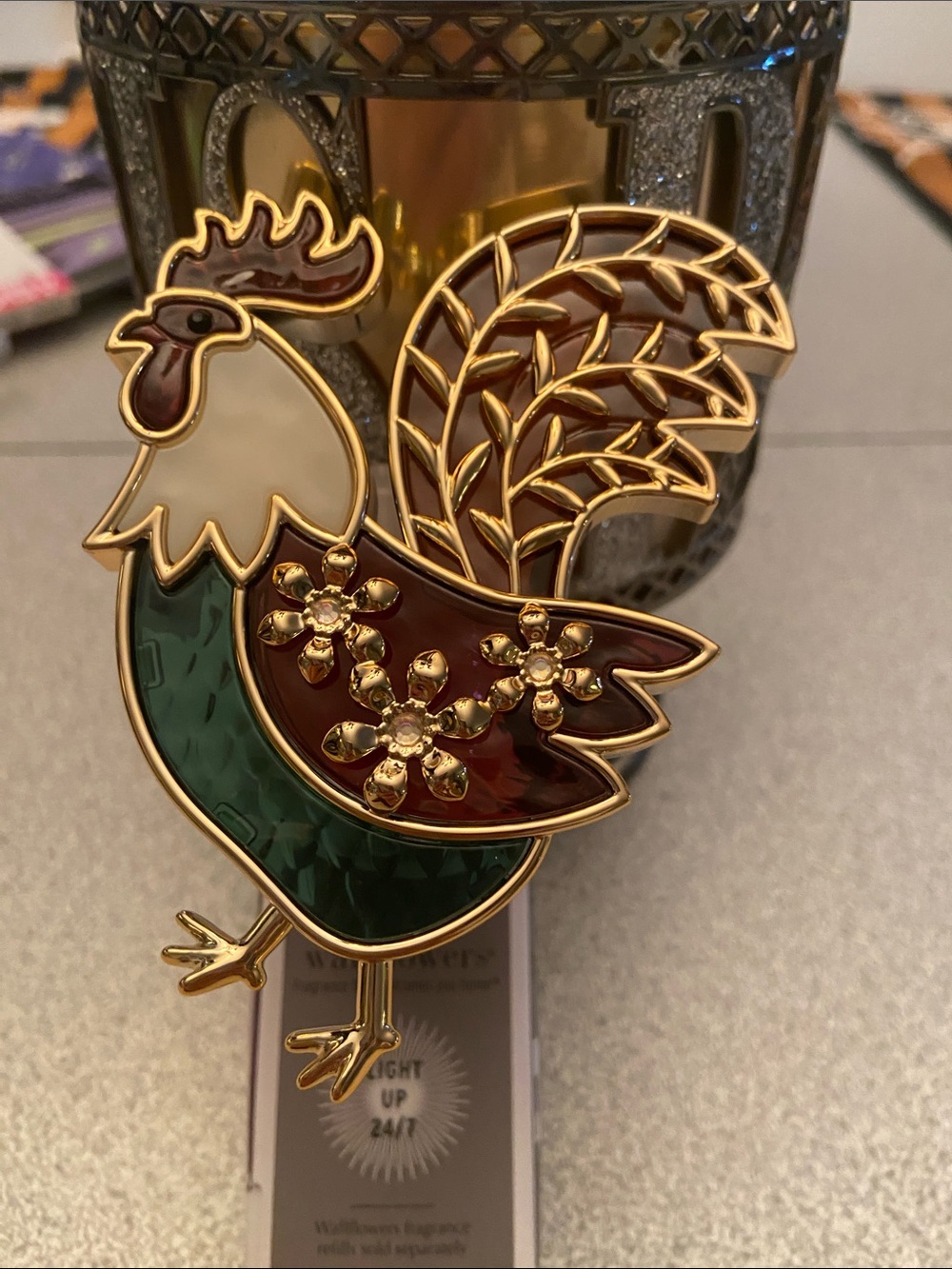 Gold-Tone Rooster Enamel Pet Bird Green, Brown, Cream light up wallflower